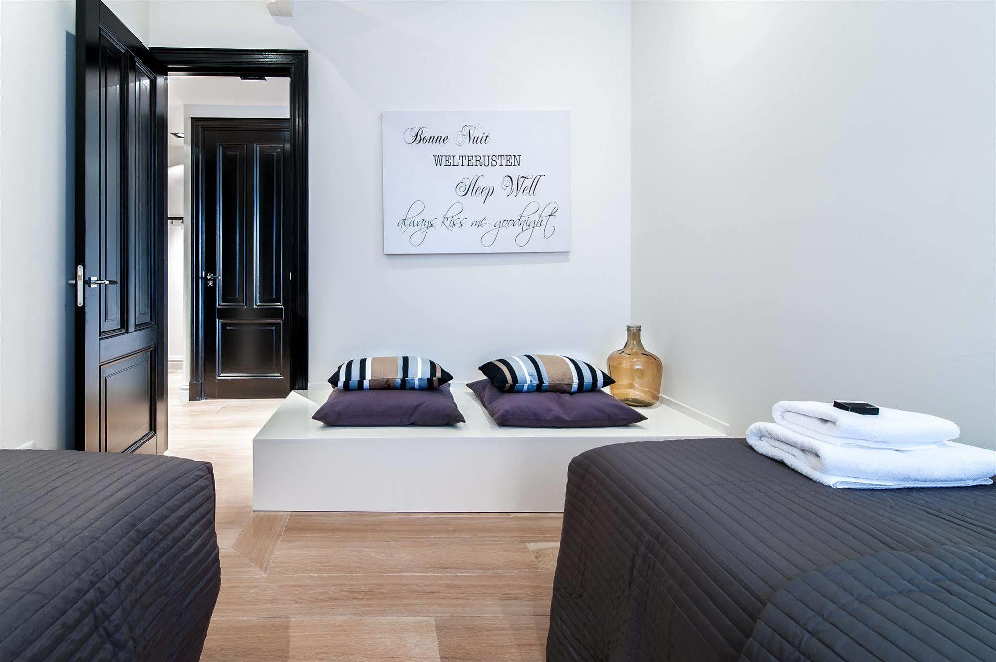 Short Stay Group Tropen Serviced Apartments Ámsterdam Exterior foto