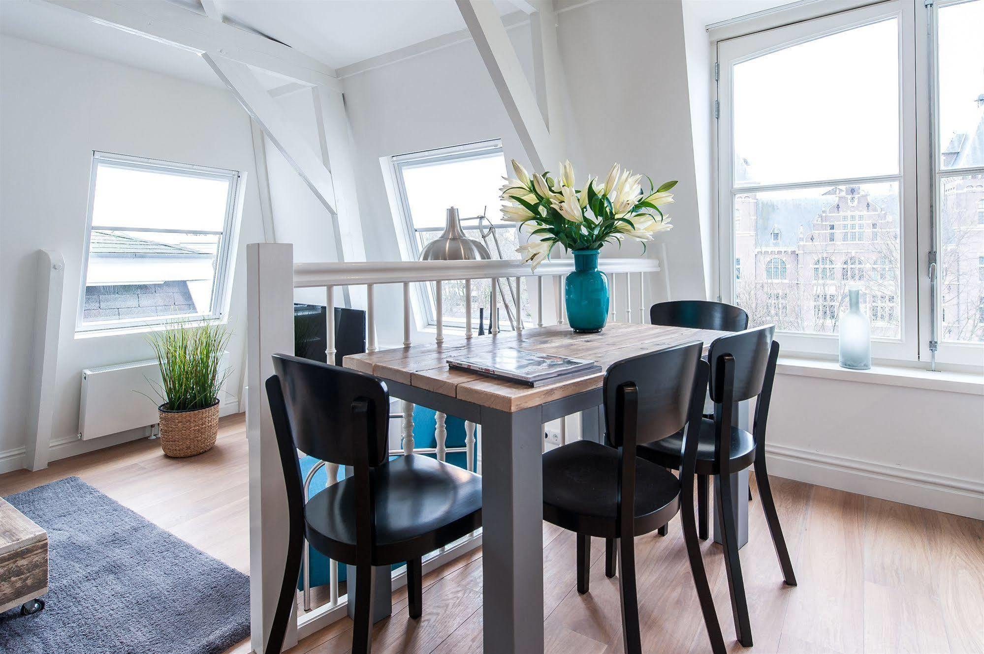 Short Stay Group Tropen Serviced Apartments Ámsterdam Exterior foto