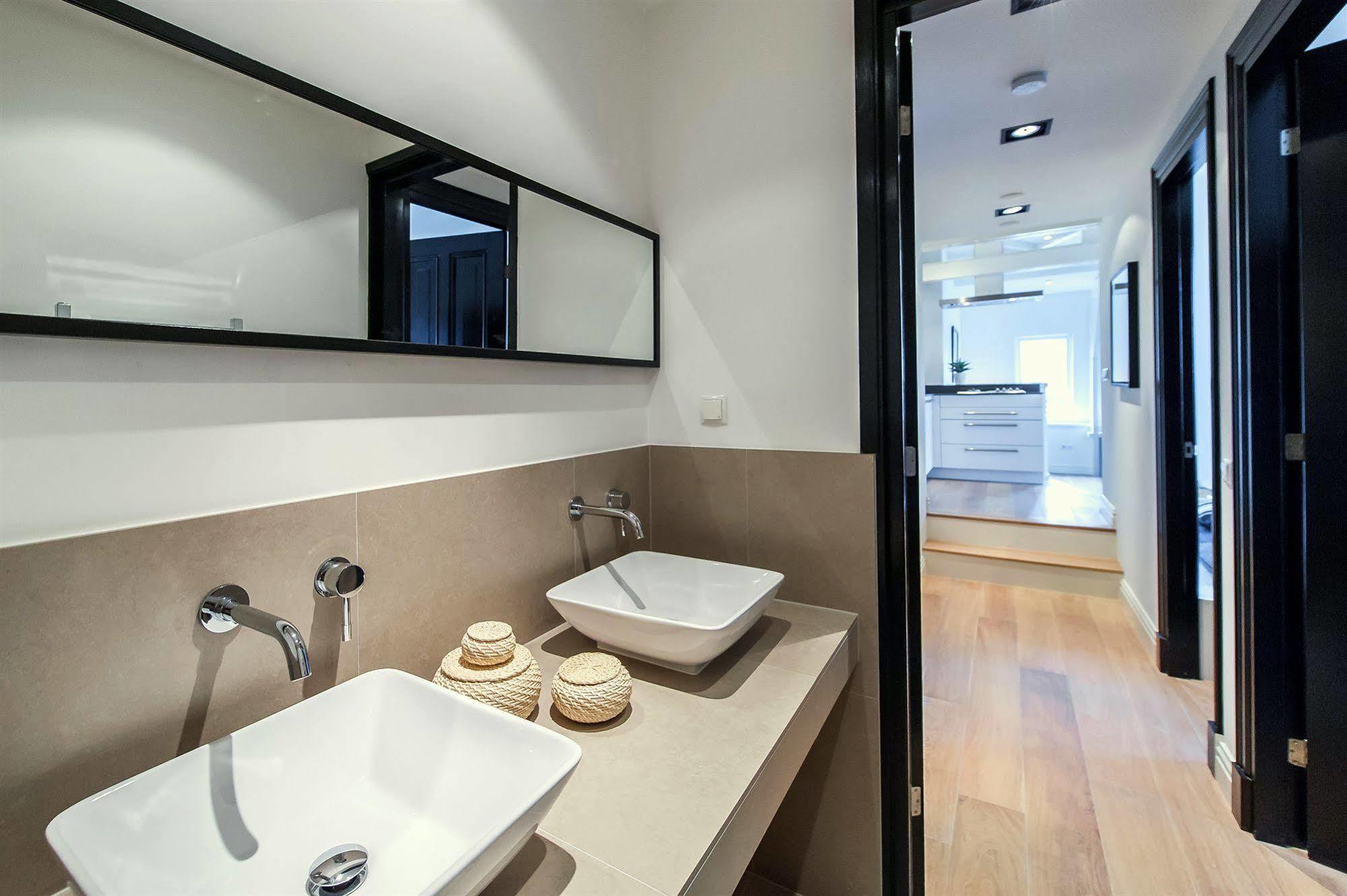 Short Stay Group Tropen Serviced Apartments Ámsterdam Exterior foto